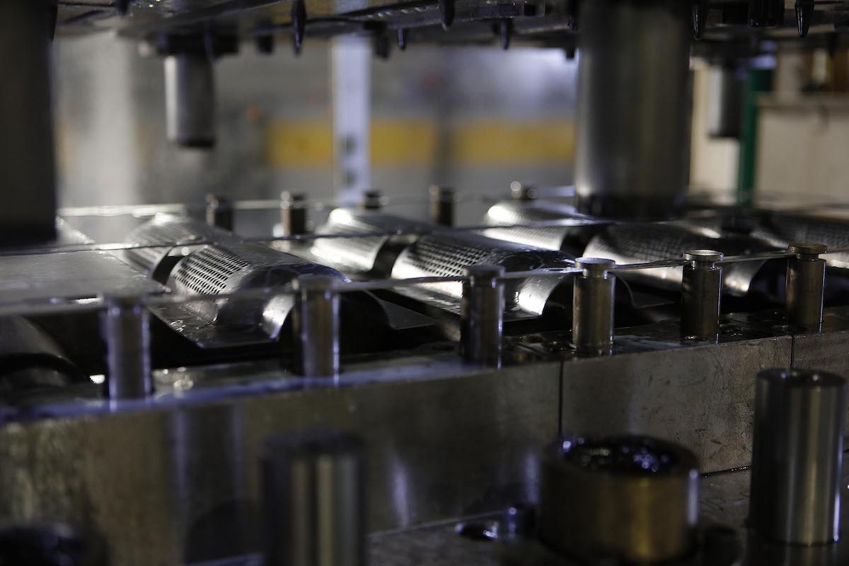 Estampación metálica alcántara